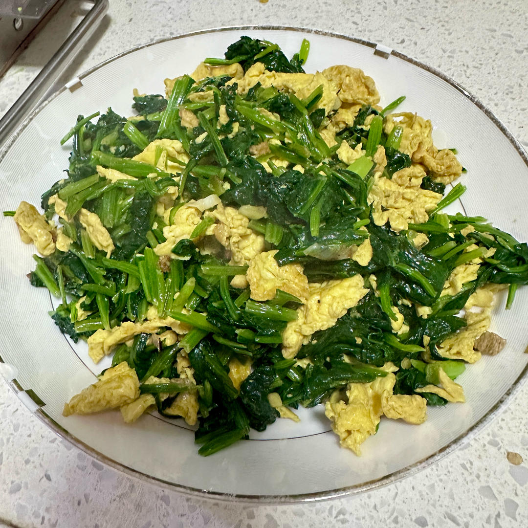 菠菜炒鸡蛋