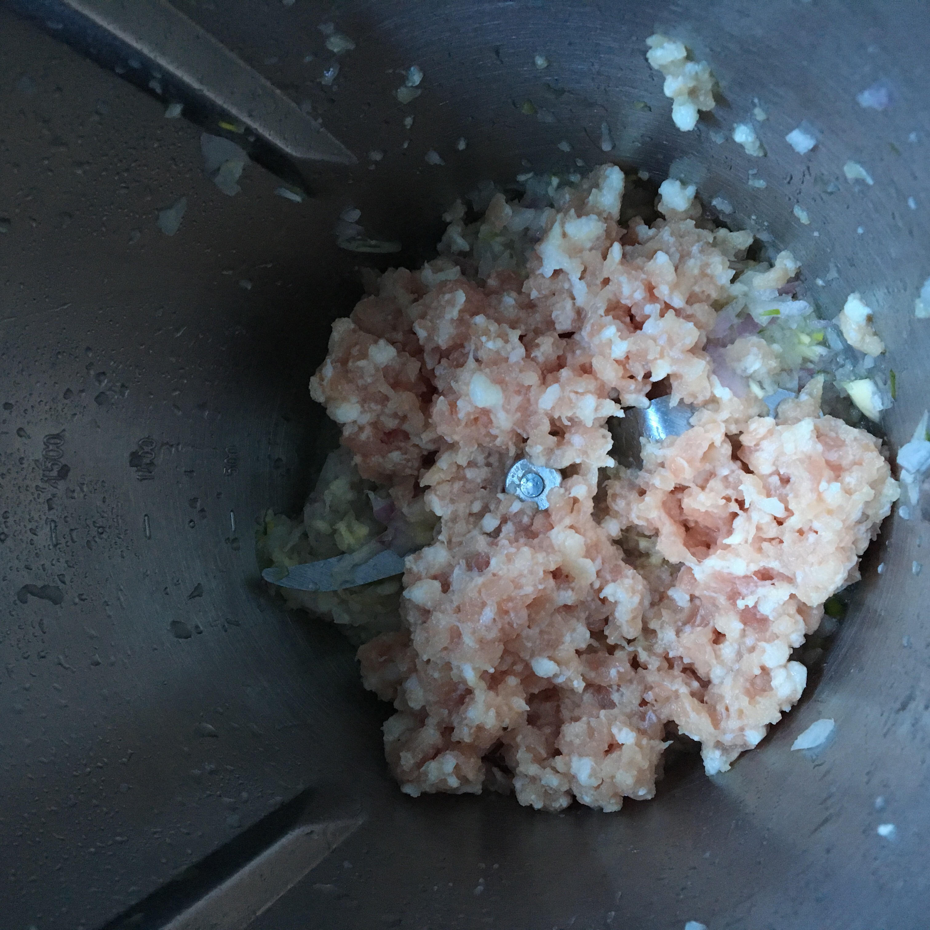 米博轻松做出正宗的卤肉饭的做法 步骤3