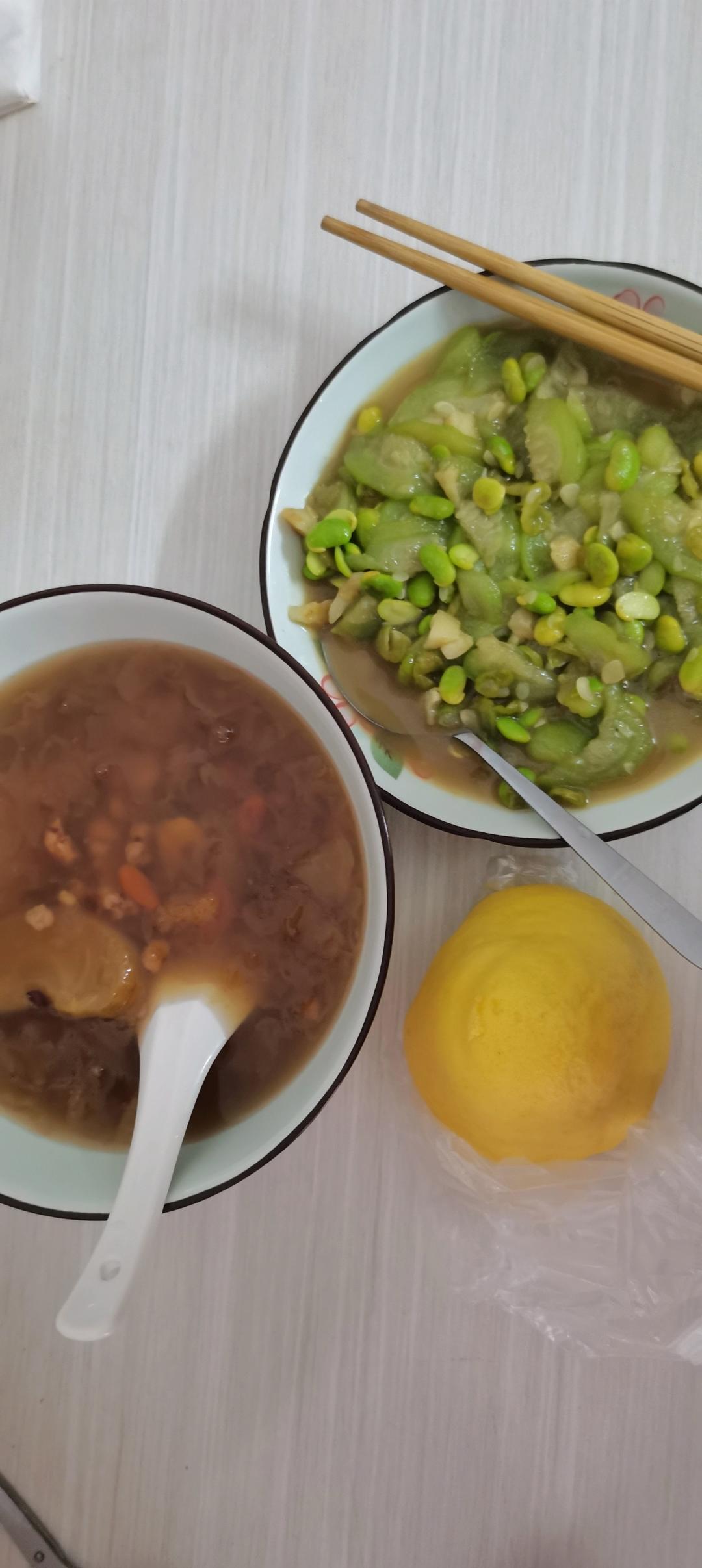 炒毛豆丝瓜