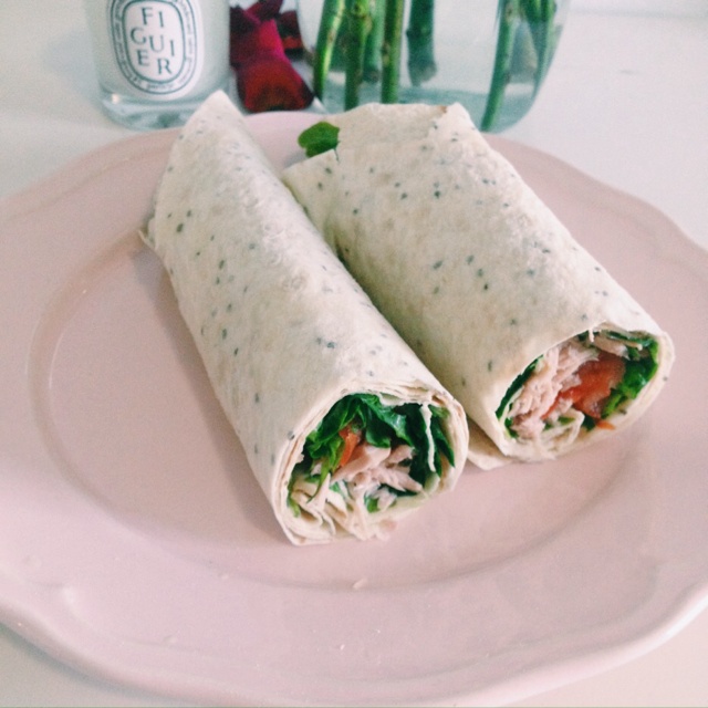 女路痴甲做的金枪鱼墨西哥卷