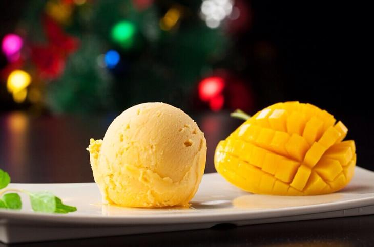 芒果养乐多雪芭的做法