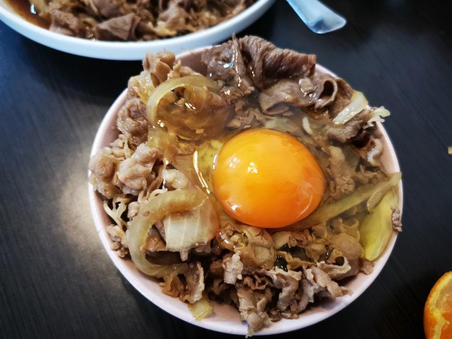 “吉野家”肥牛饭