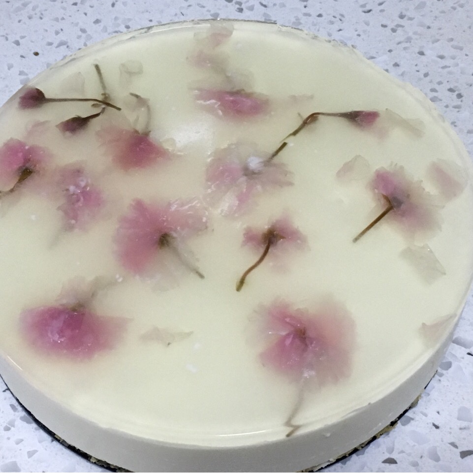 樱花酸奶慕斯蛋糕（免烤）
