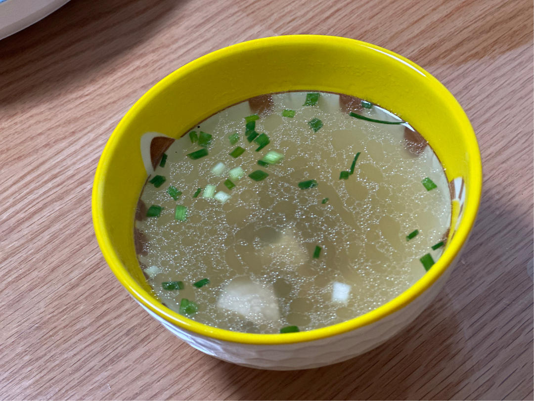 鲜掉眉毛口蘑汤