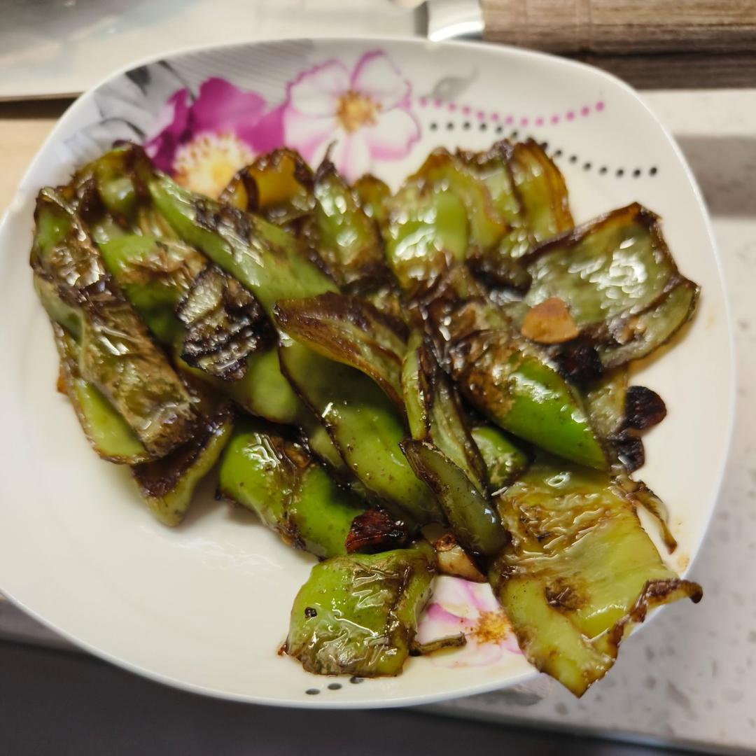 下饭神器虎皮尖椒