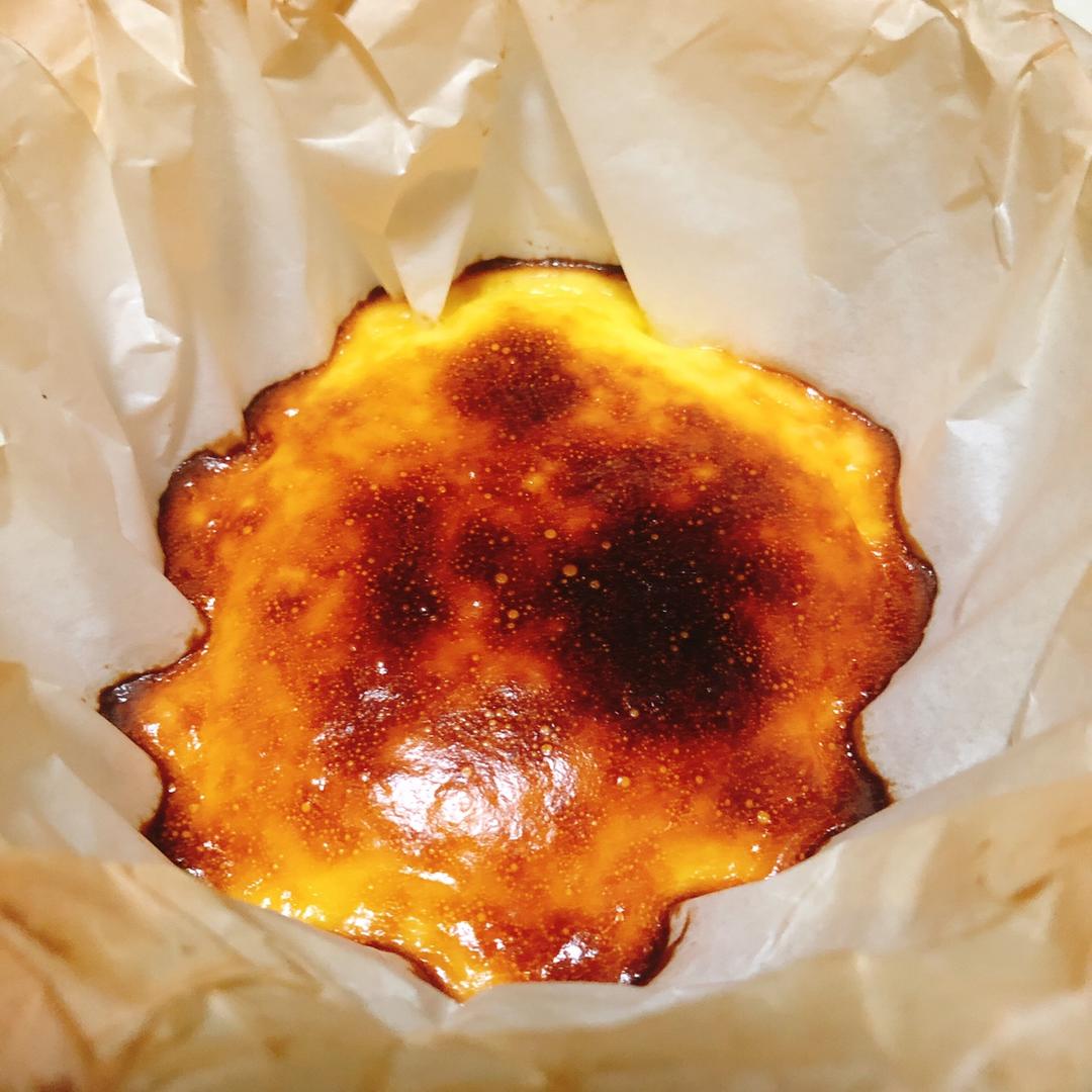 巴斯克式烤芝士蛋糕[超简单][搬运]