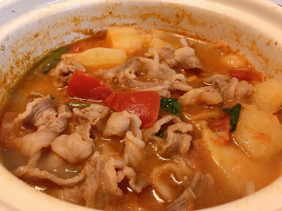 番茄土豆肥牛锅
