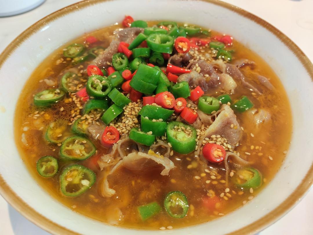 酸汤肥牛