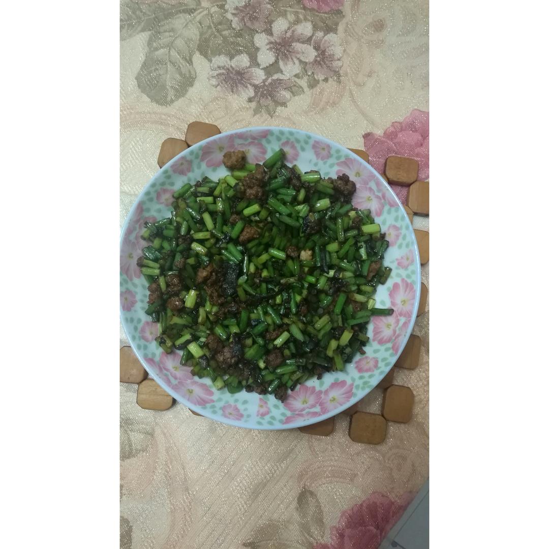 下饭菜～蒜苔肉末