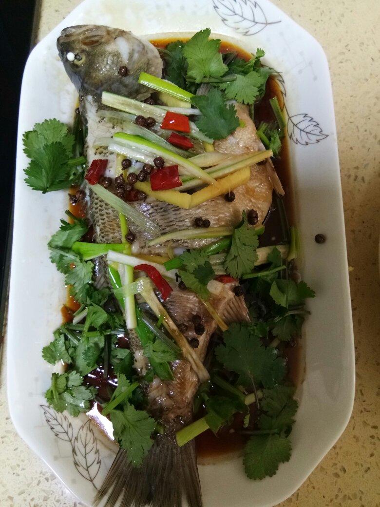 清蒸鲈鱼