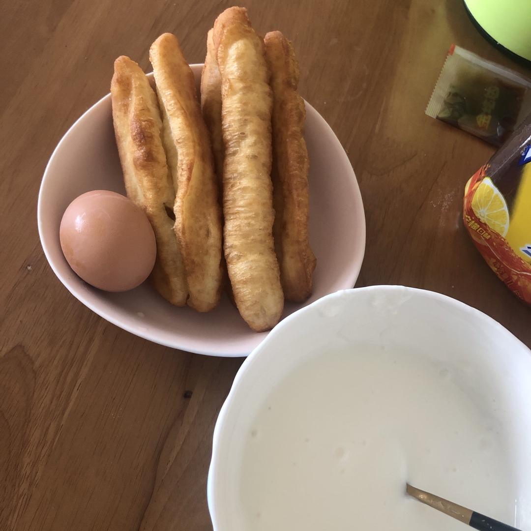 酥软小油条（早餐）