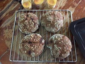 早餐粗粮坚果巧克力快手面包的做法 步骤12