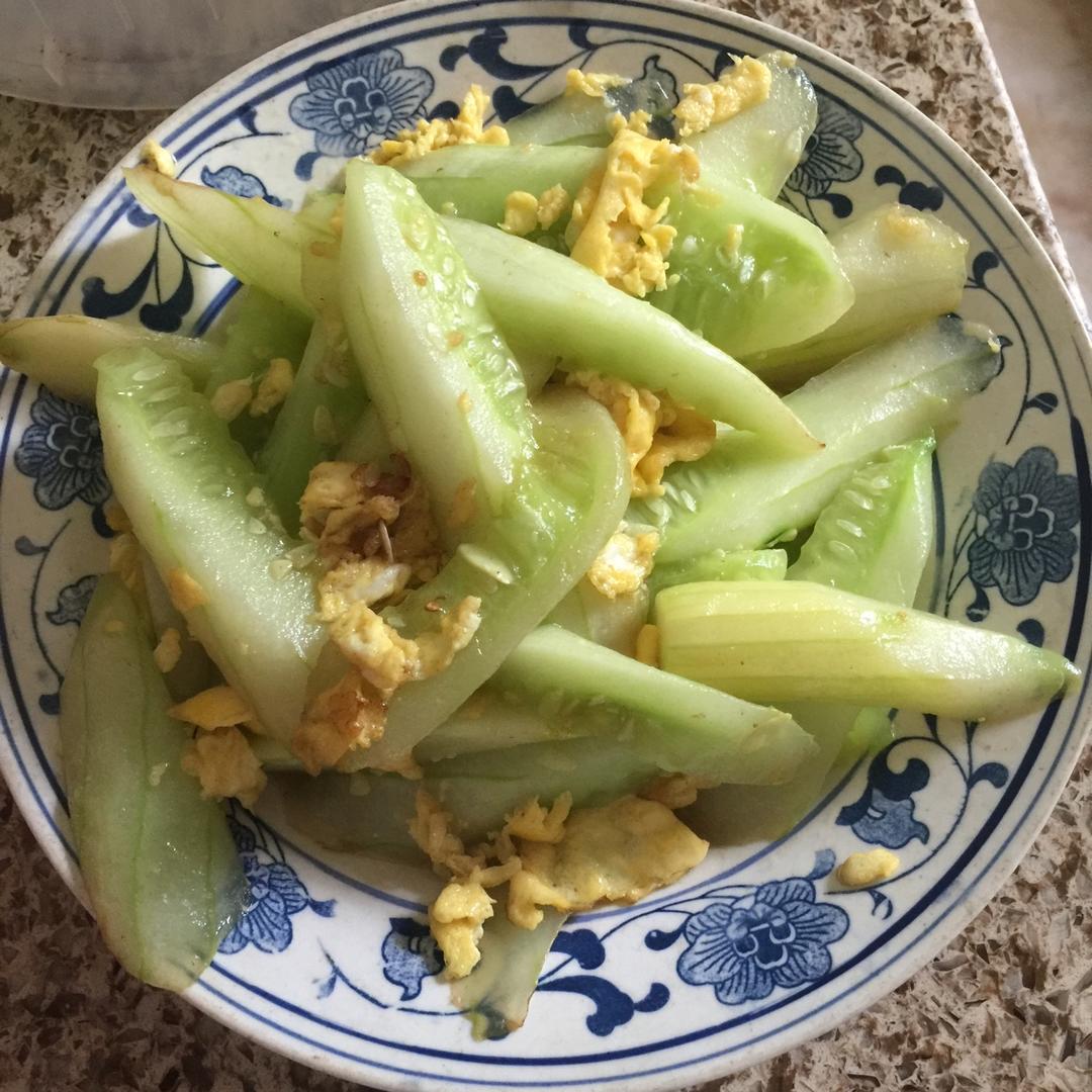 黄瓜炒鸡蛋
