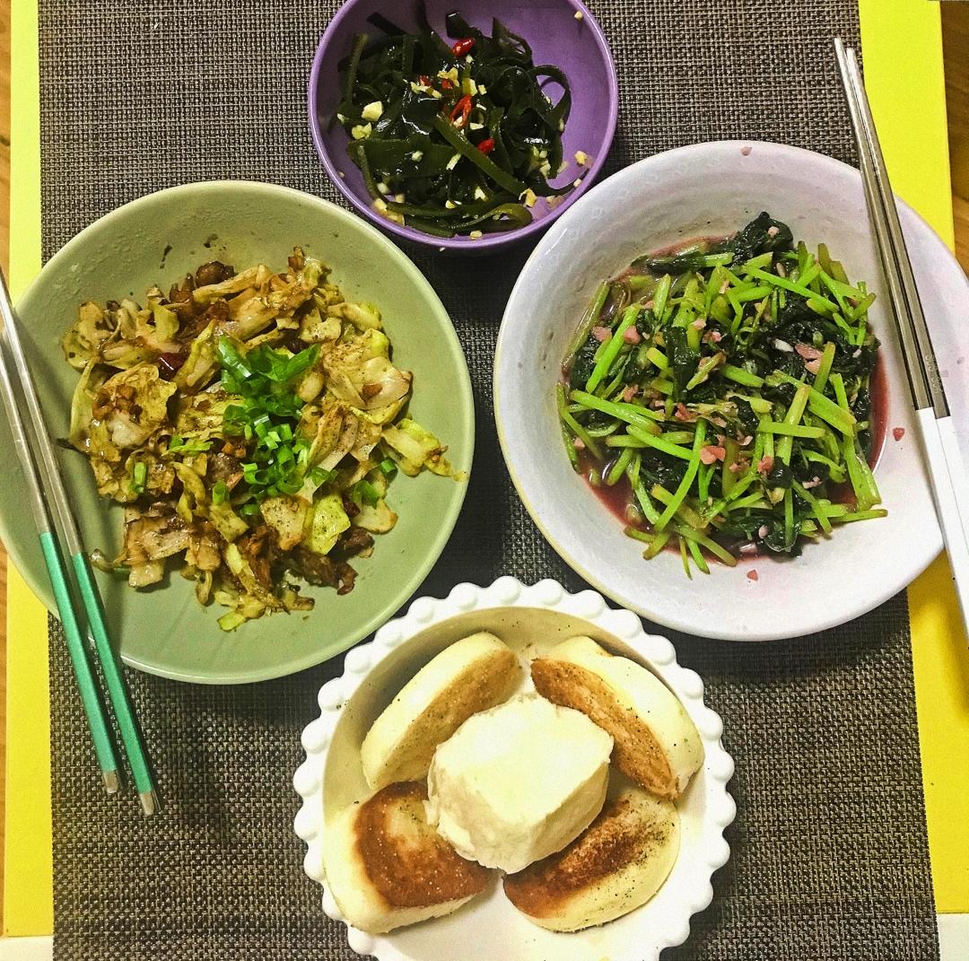蒜炒红米苋