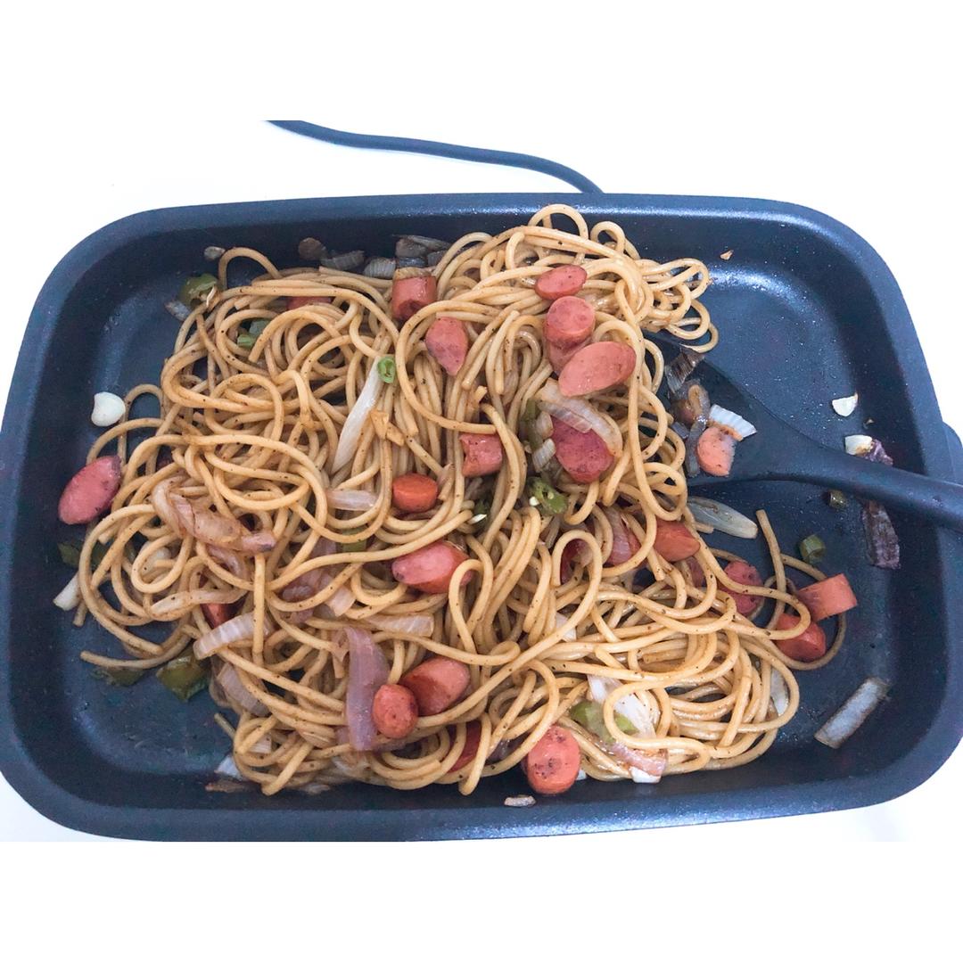 番茄火腿肠意大利面