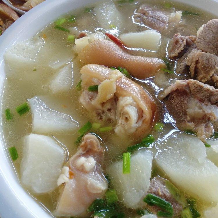 吧啦吧啦88做的萝卜猪脚汤