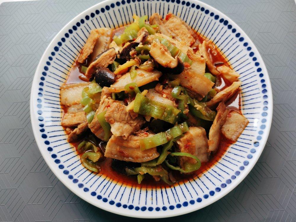 厨师长教你：“回锅肉”的正宗做法，先收藏