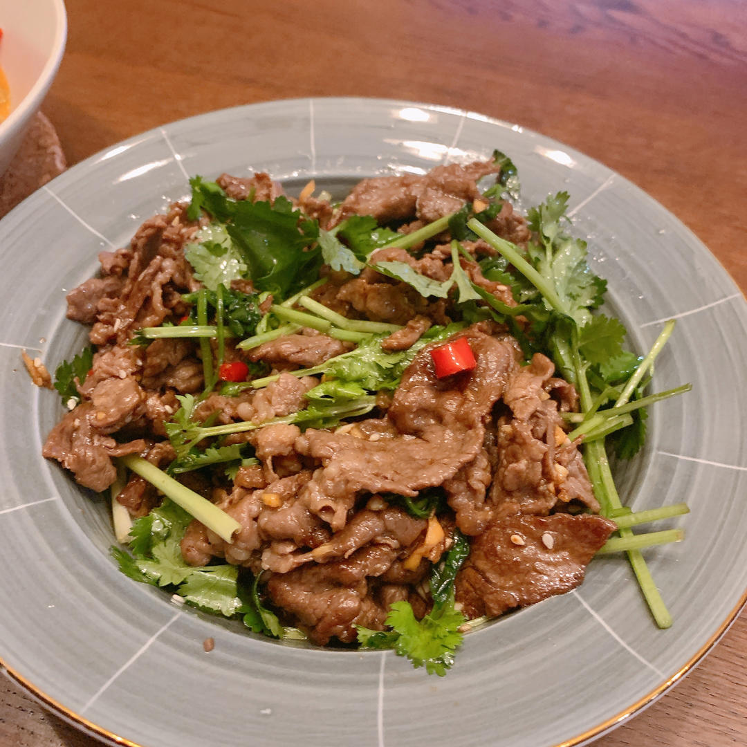 香菜牛肉