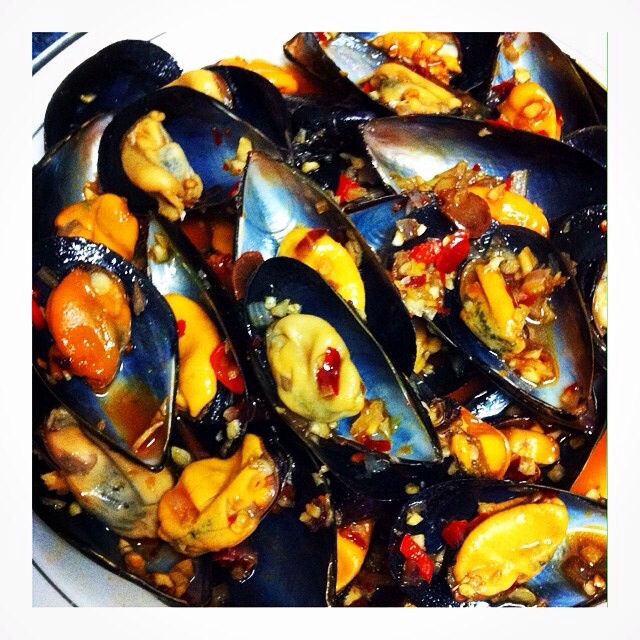 泰式辣炒海虹 mussels