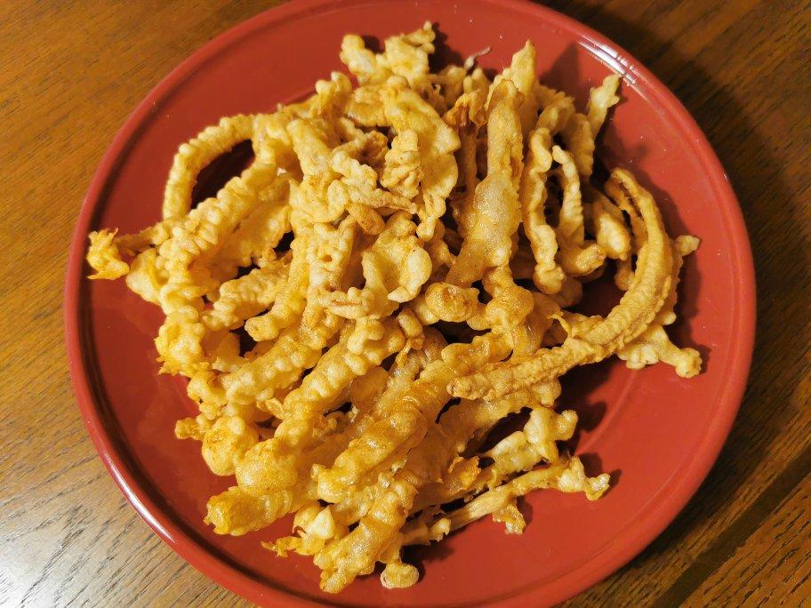 能吃出肉感的酥炸海鲜菇
