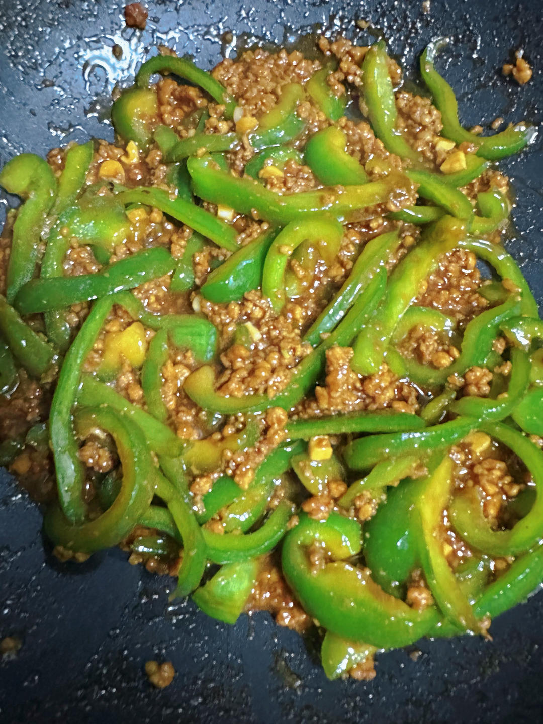 ‼️好吃到舔盘的青椒肉丝盖浇饭