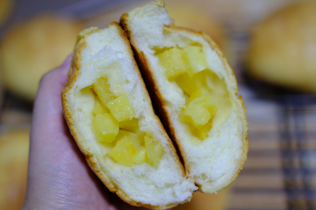 真的有菠萝的「日式菠萝包」