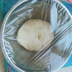 豆沙馅面包的做法 步骤2