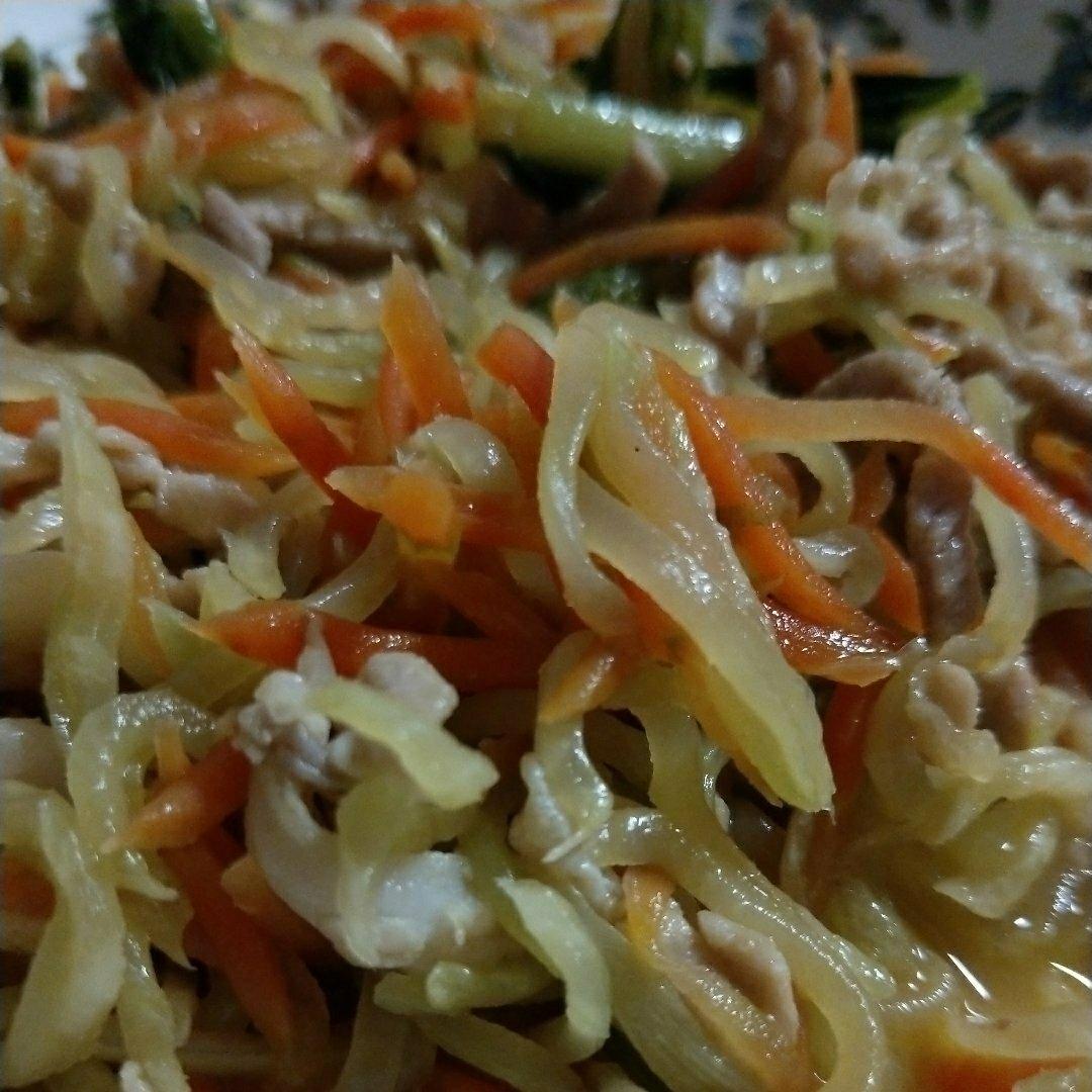 董太的私方菜--莴笋炒胡萝卜