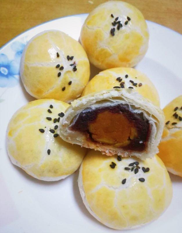 蛋黄酥