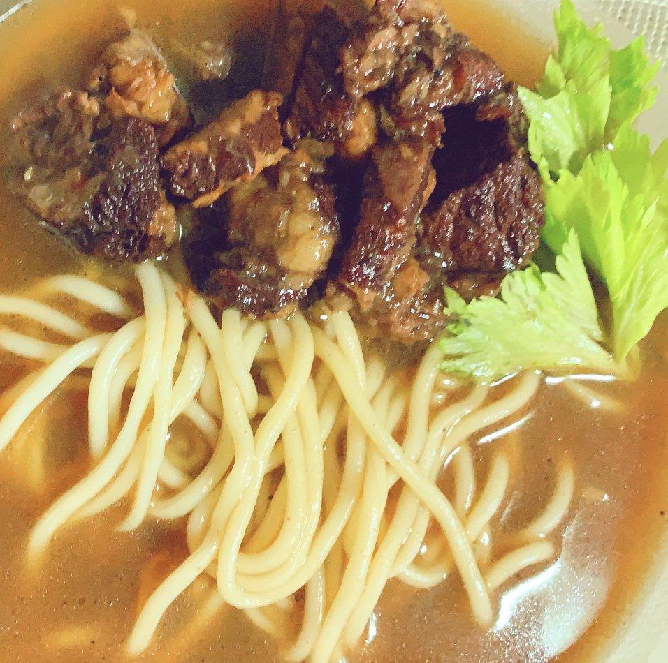 红烧牛肉面