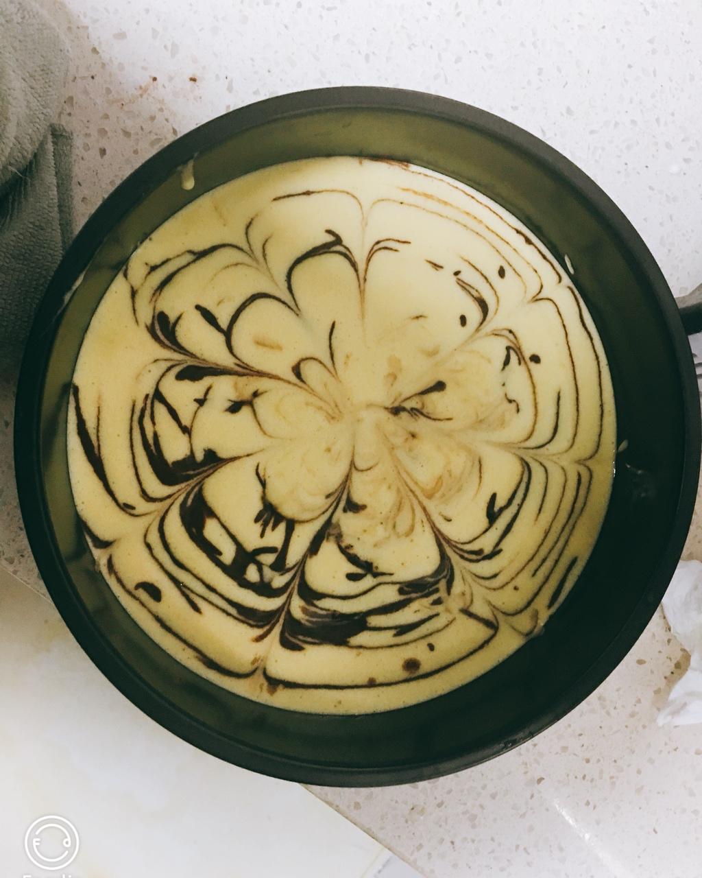 双色拉花戚风蛋糕