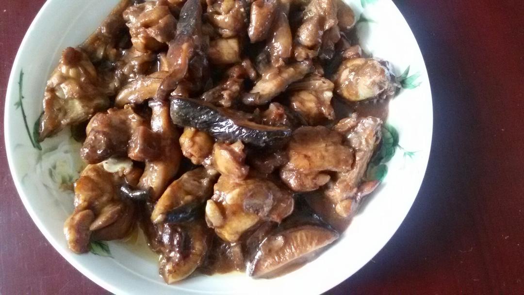 蘑菇滑鸡（香菇滑鸡）