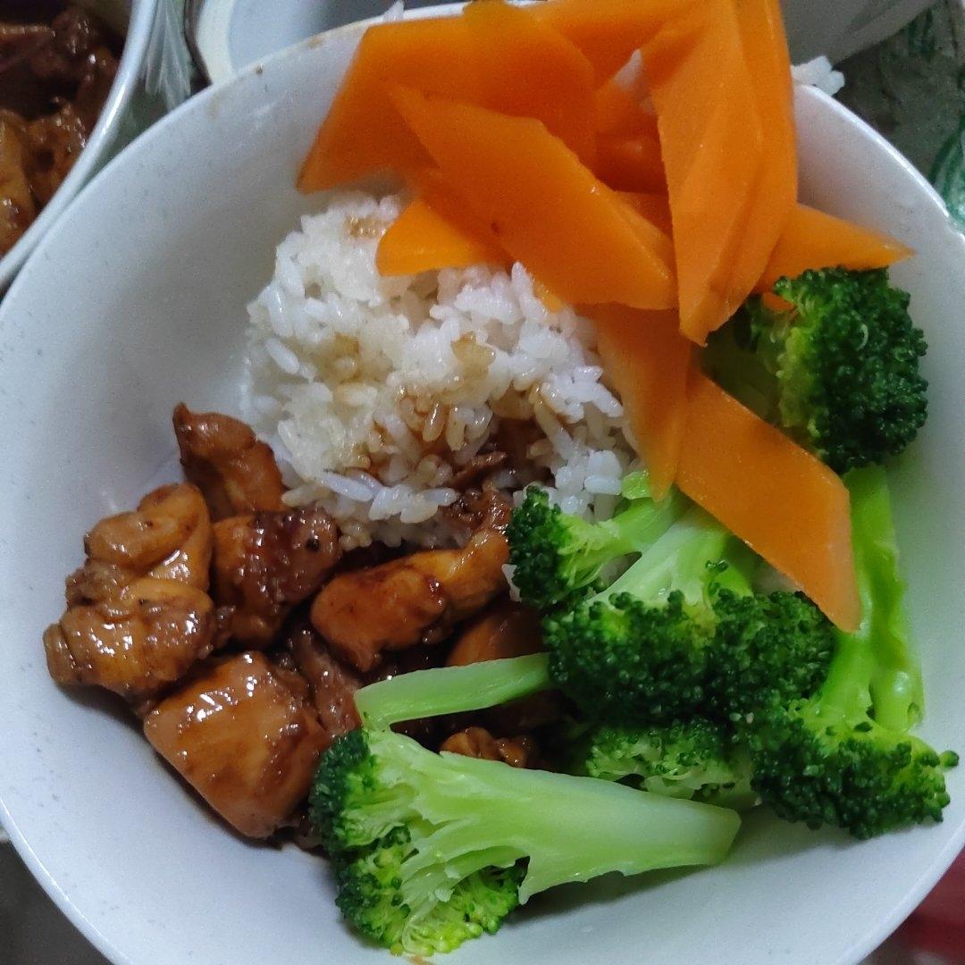 照烧鸡腿饭