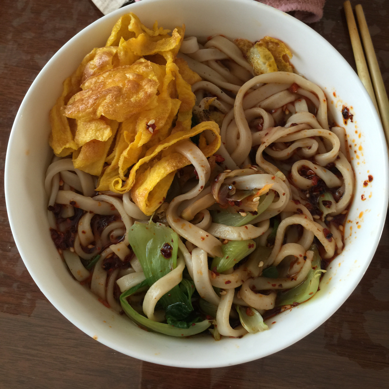 素油泼面