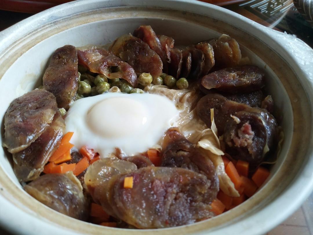 腊味砂锅饭