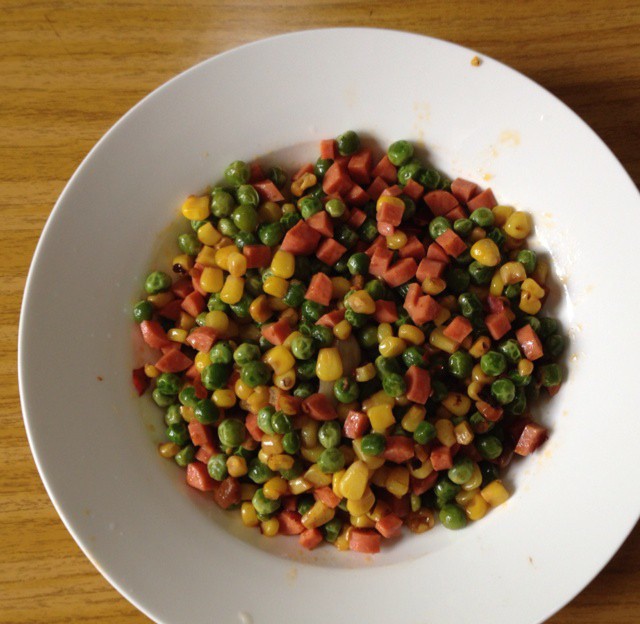 青豌豆炒肉丁