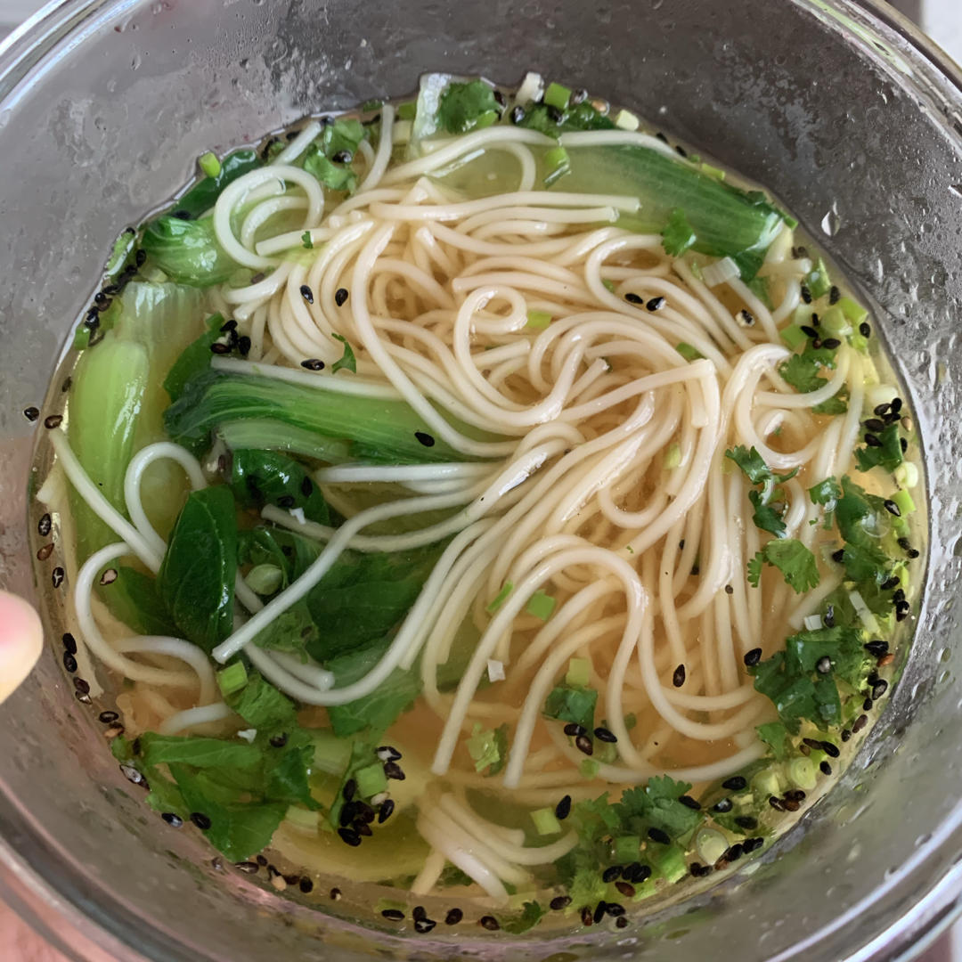 十分钟搞定的酸汤面（热汤面）