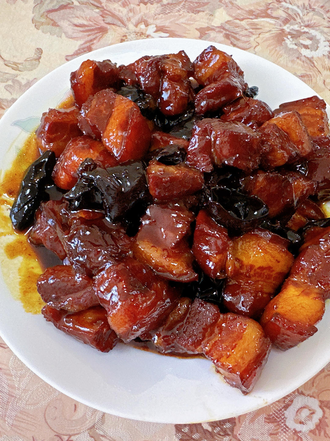 家常版的红烧肉（一点都不腻，软，糯)