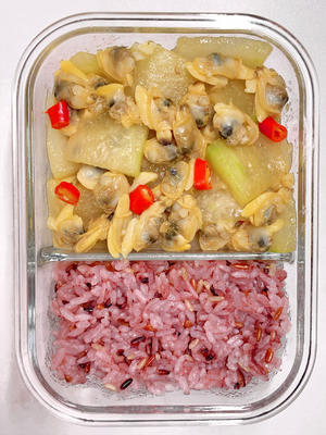 今日菜谱：冬瓜蛤蜊肉的做法 步骤3