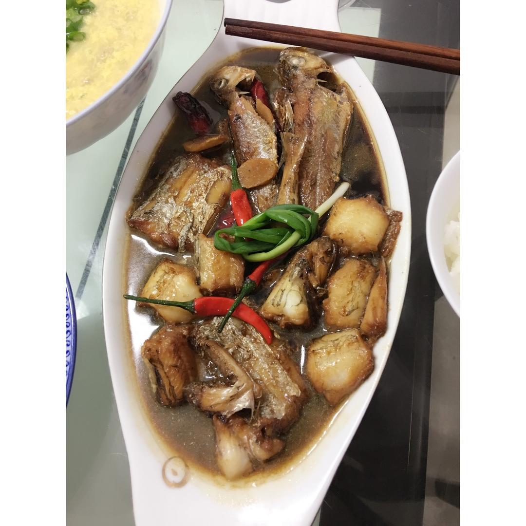 渔家家常炖杂鱼