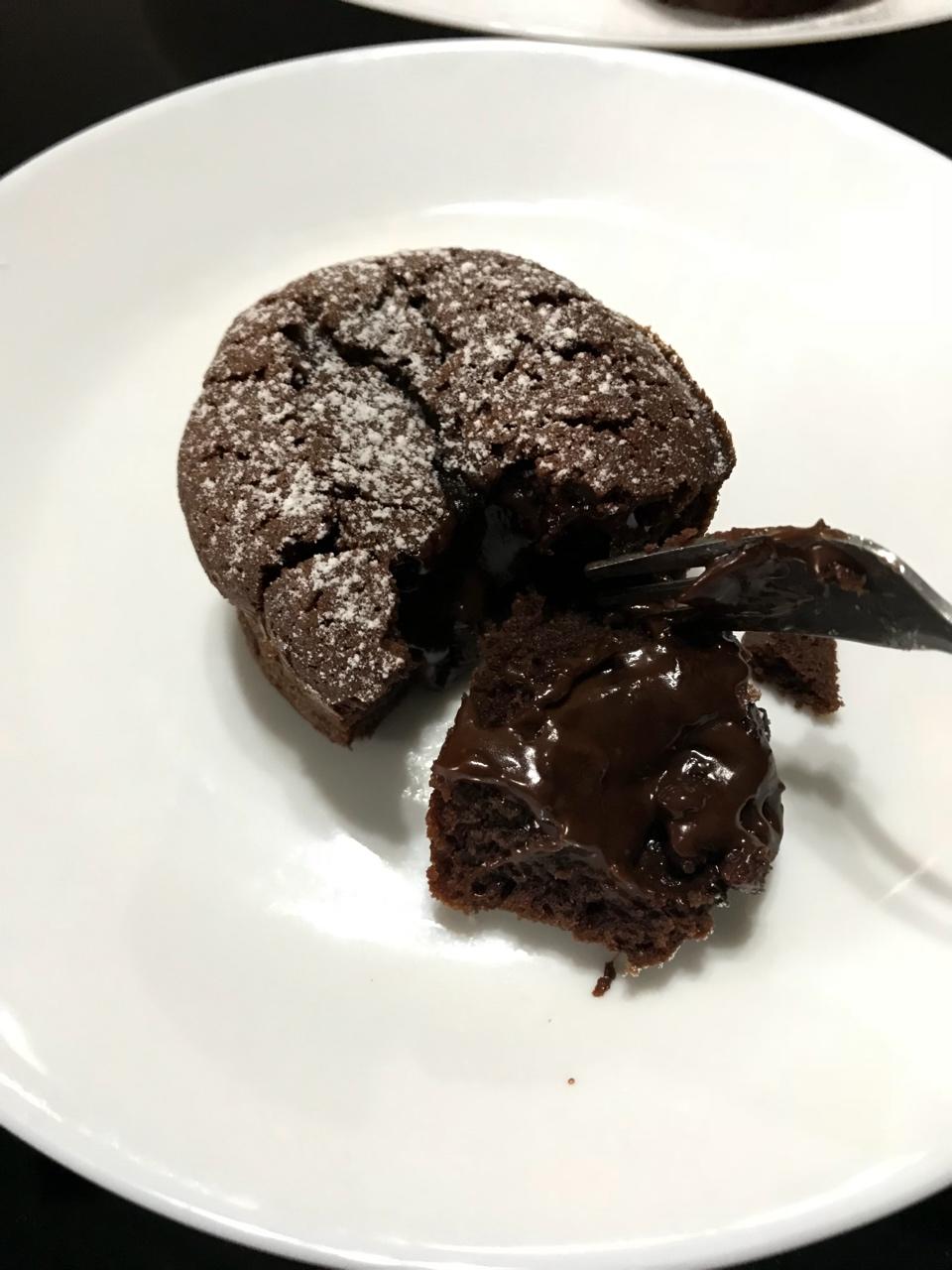 怎么烤都会爆浆的甘纳许熔岩蛋糕