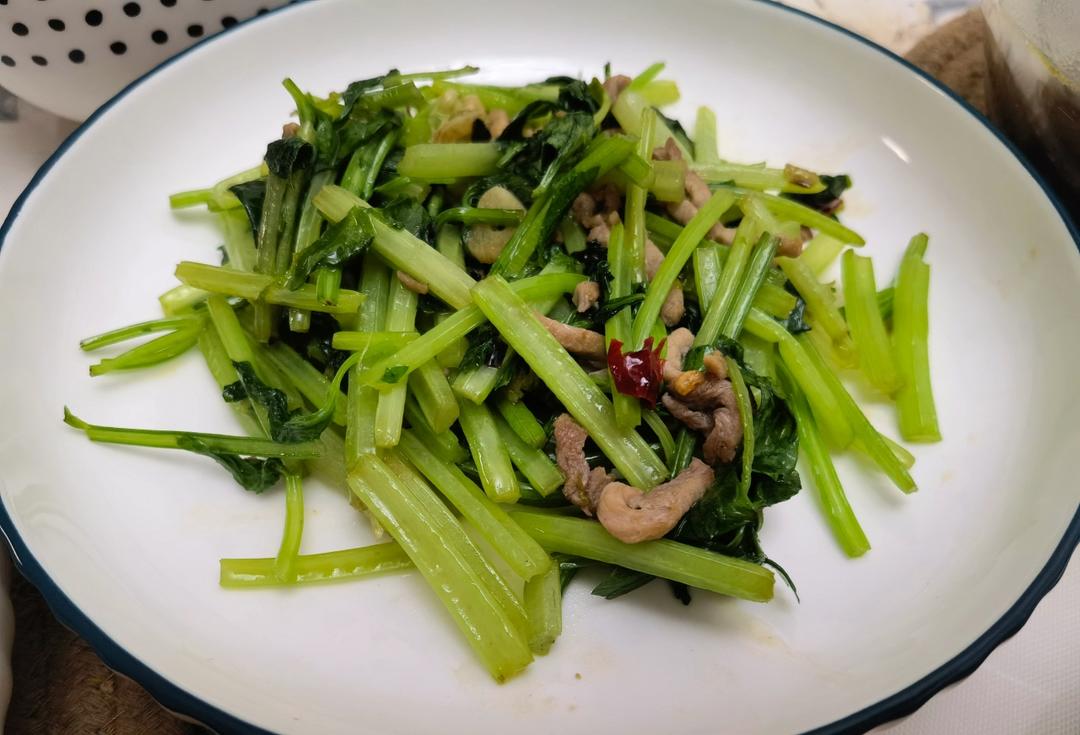 芹菜炒肉丝