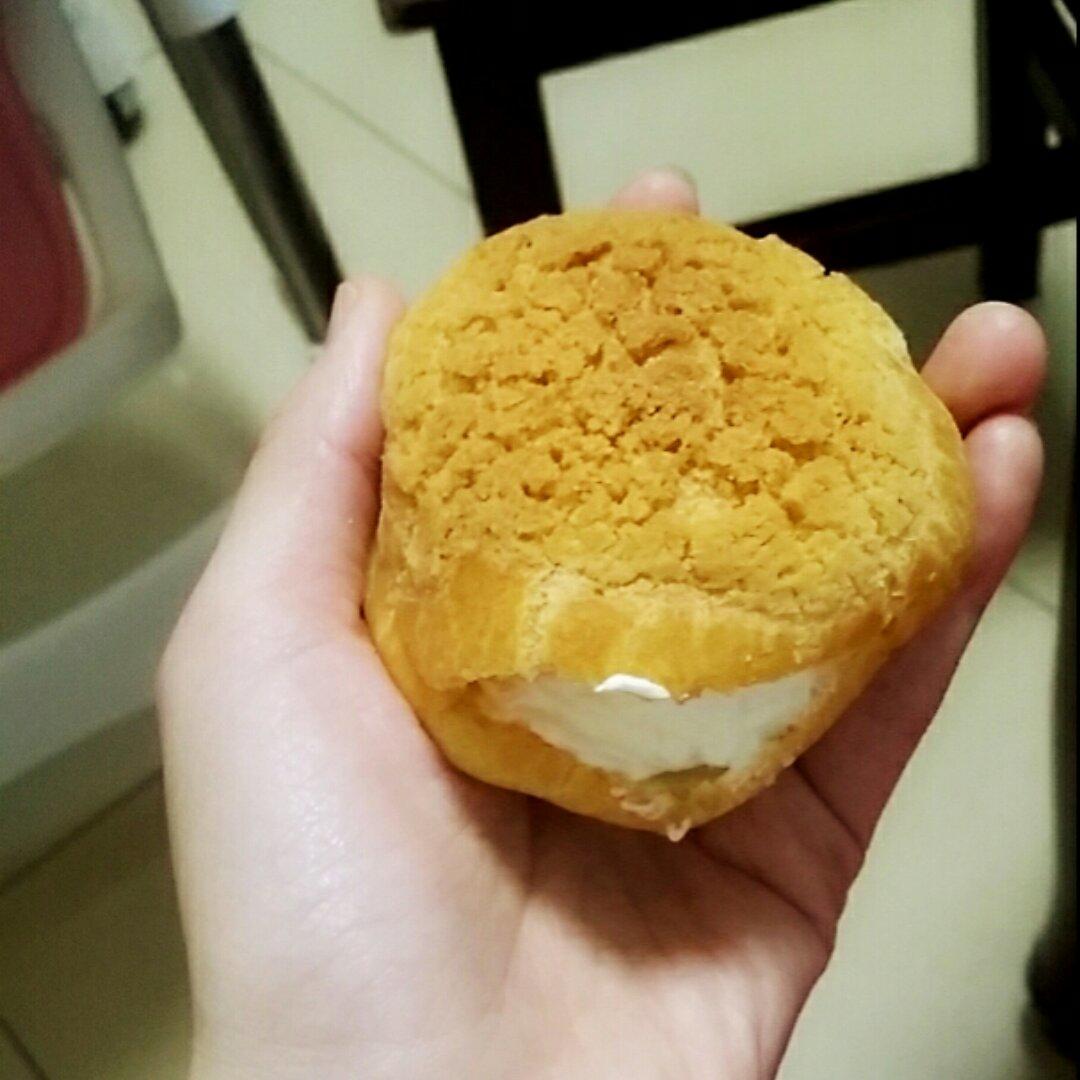 酥皮奶油泡芙--#皮黑森林#