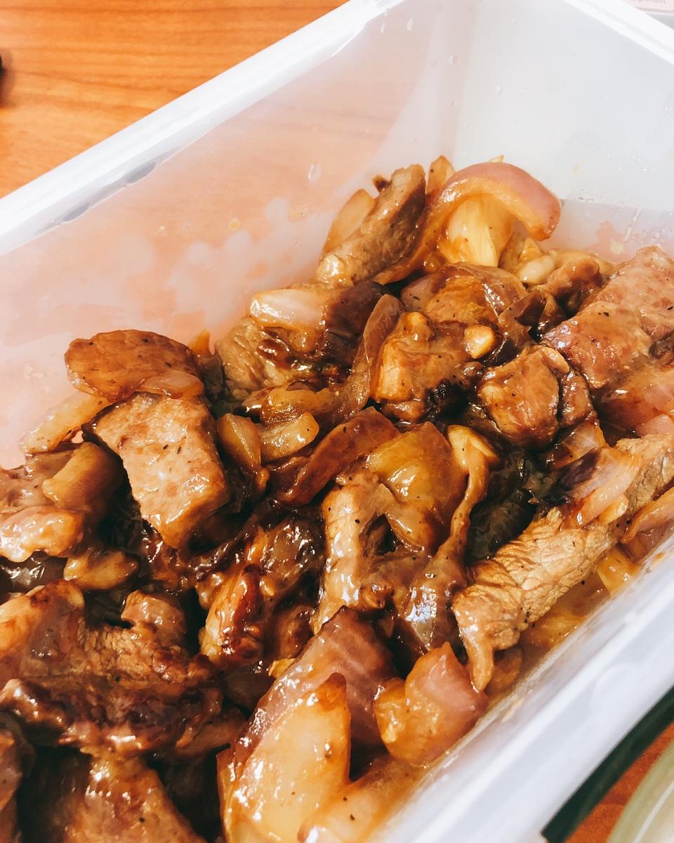 蚝油洋葱炒牛肉