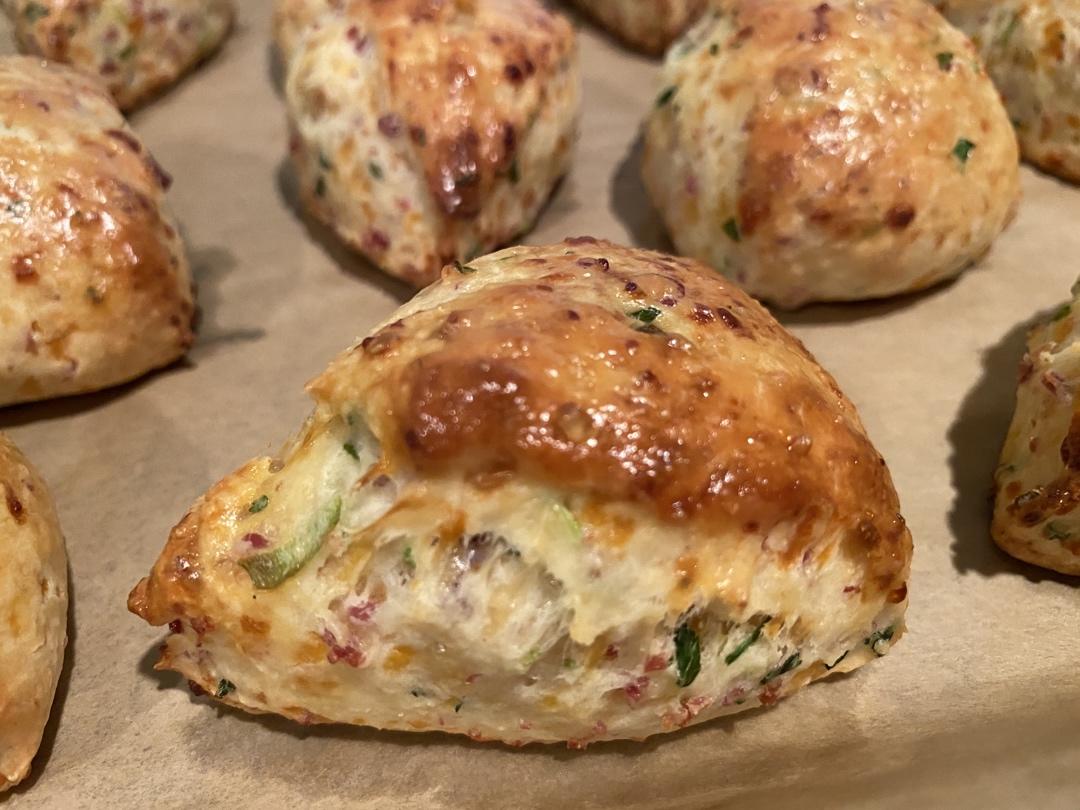 超级好吃的咸味司康Savoury Scones