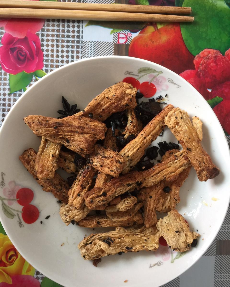 吃上一口就停不下来的辣条