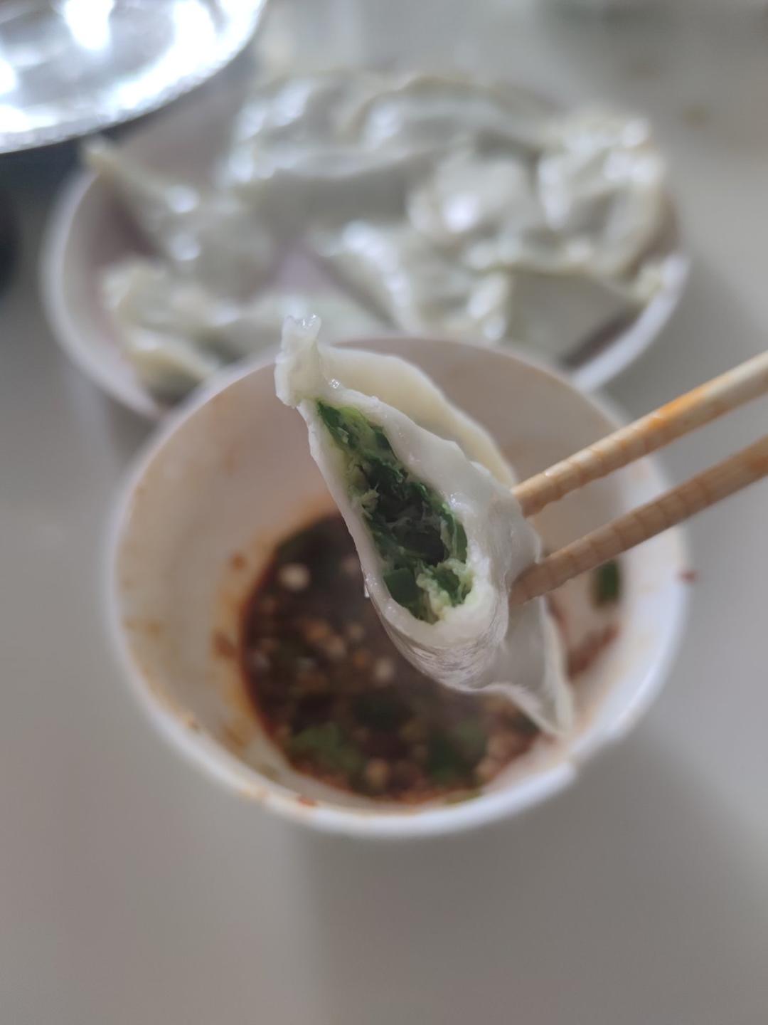 口感清爽的韭菜水饺