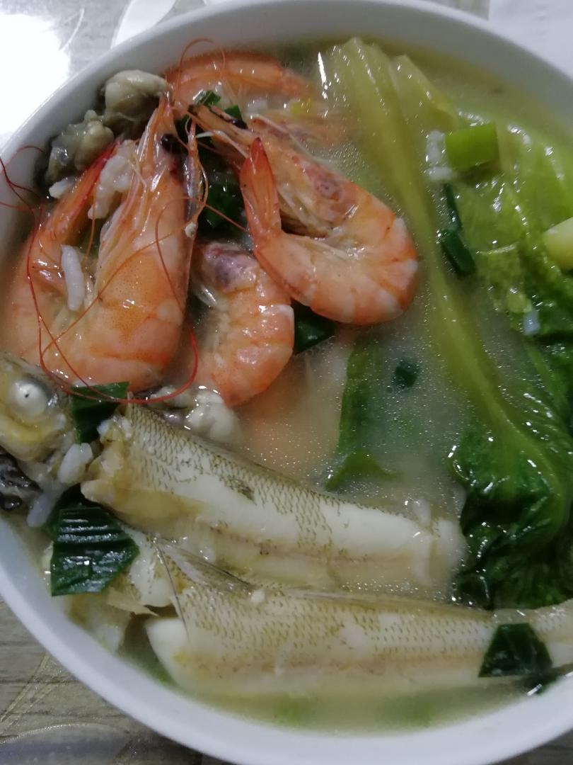 海鲜汤泡饭