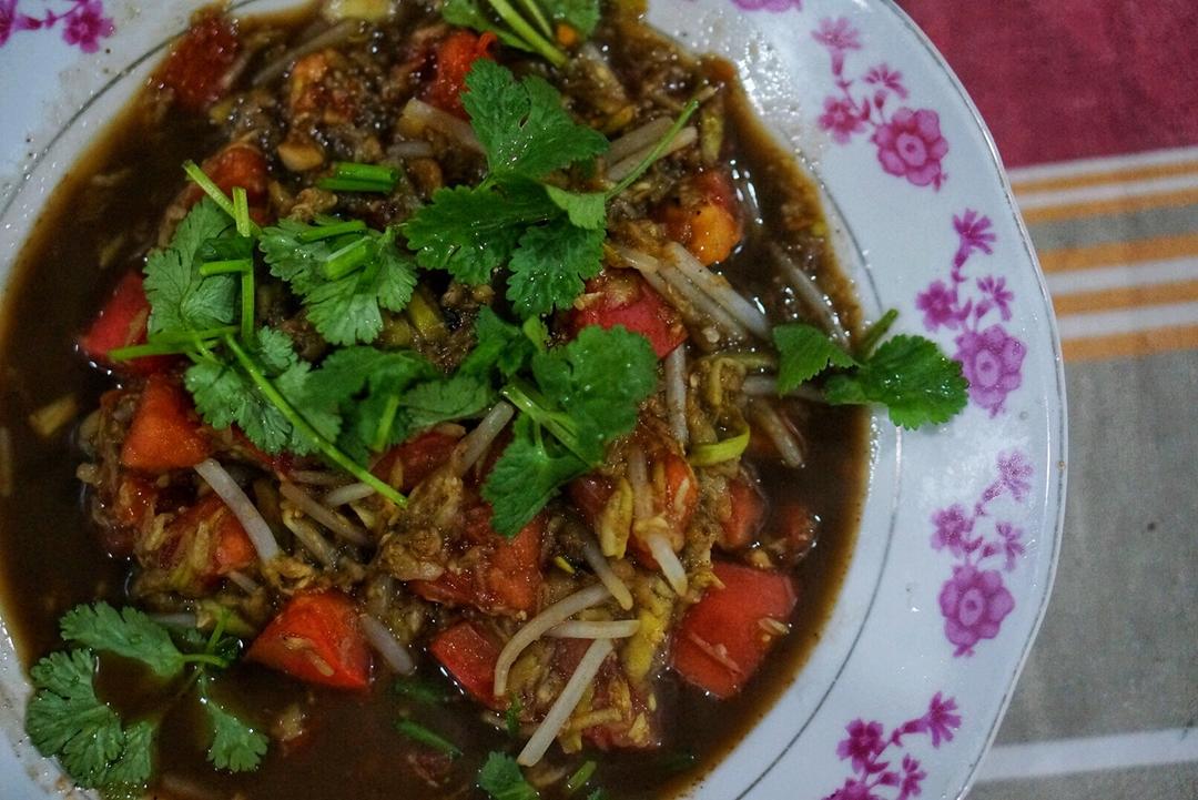 【健康三餐】泰式炒西葫芦“面条”（附不同擦丝工具比较）