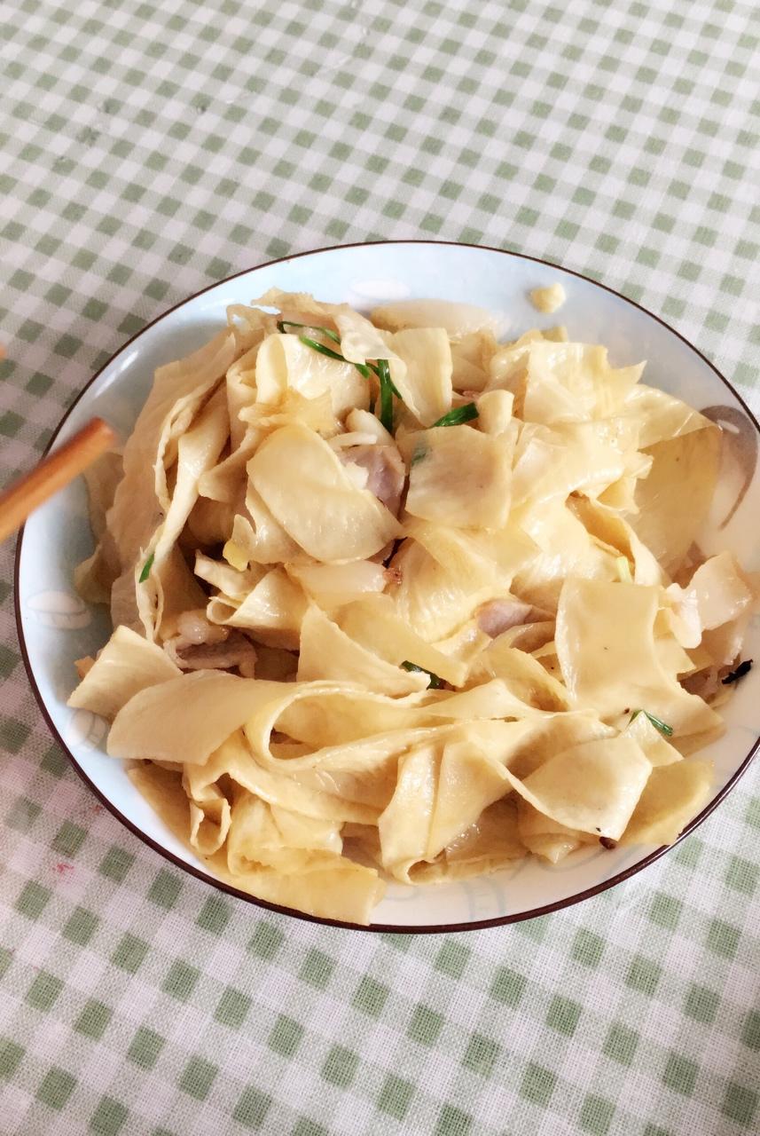 辣椒炒豆皮